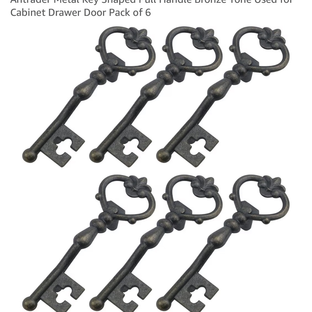Vintage Bronze Key Shaped Pull Handles - Set of 6‎